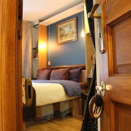 Private Room In A Parisian Homestay! - Close To It All! Cameră foto