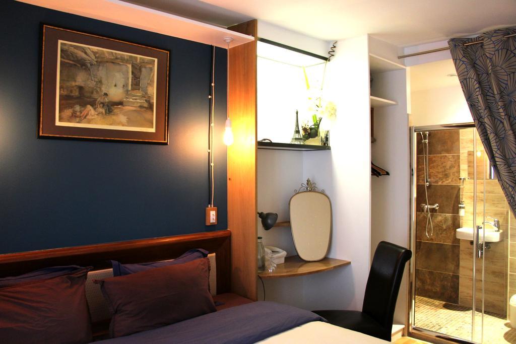 Private Room In A Parisian Homestay! - Close To It All! Cameră foto