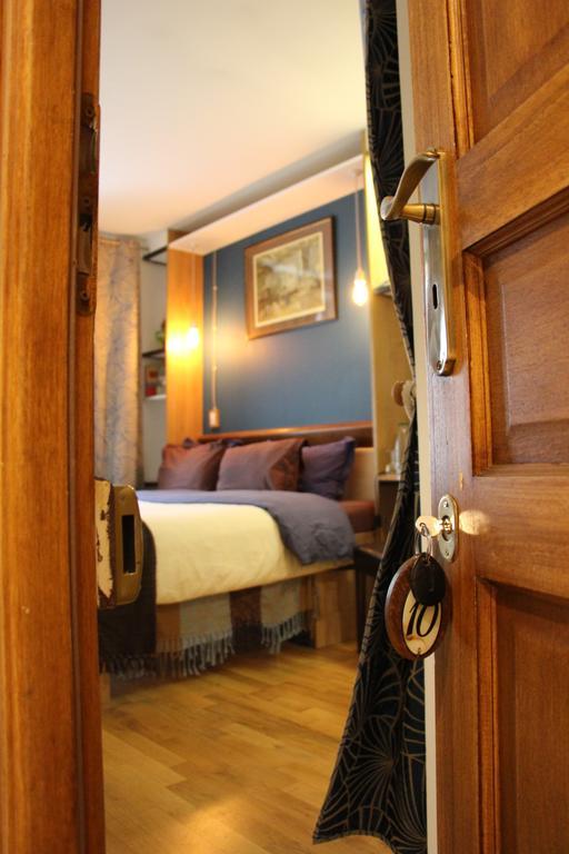 Private Room In A Parisian Homestay! - Close To It All! Cameră foto